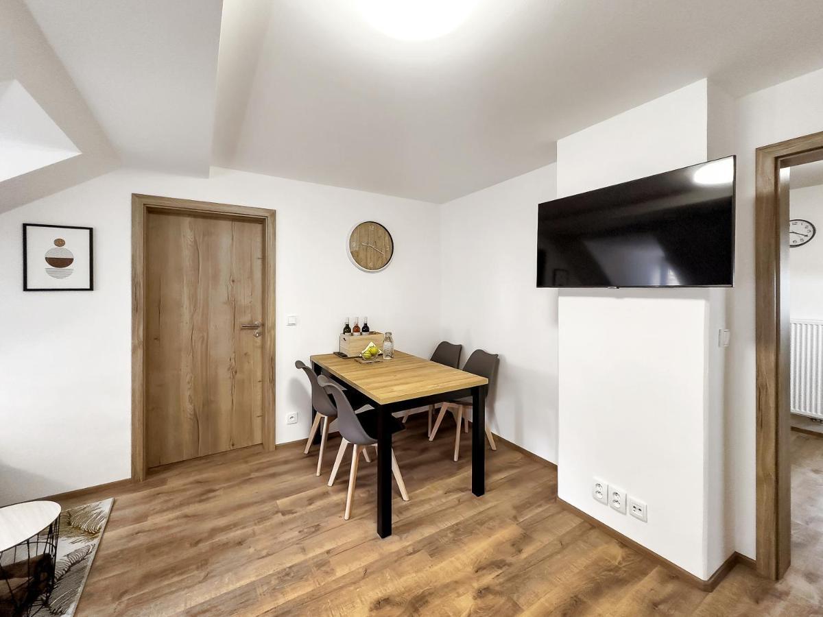Apartment Katrin 2 Karlsbad Buitenkant foto